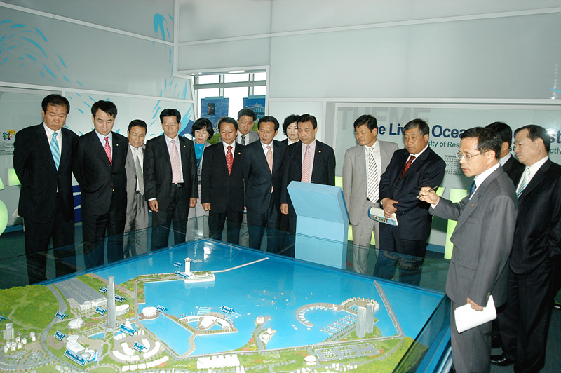 순천시의회 여수엑스포 홍보관 현장 방문