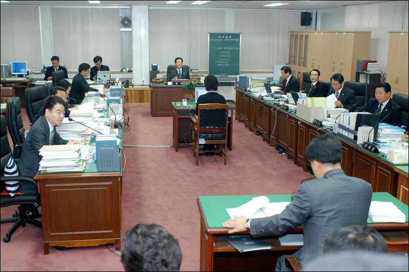 제118회 순천시의회(정례회) 내무위원회 행정사무감사