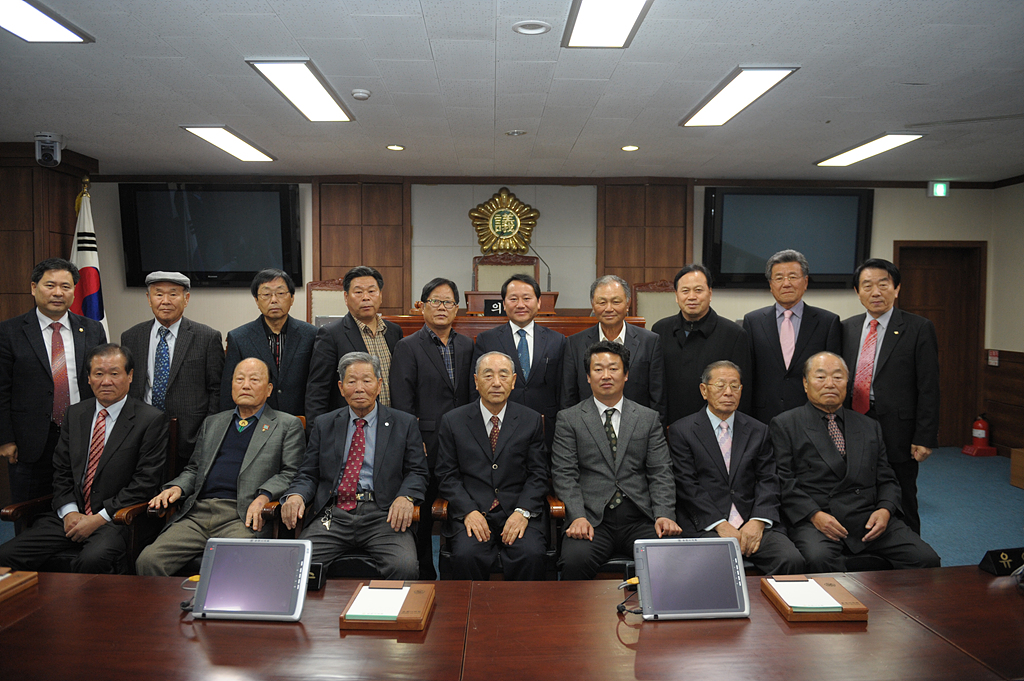순천시 의정회 의장실 방문