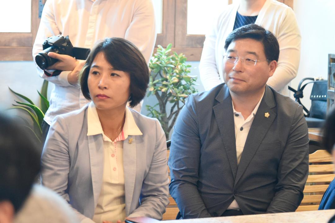 청년 창업 『청춘웃장』개점식