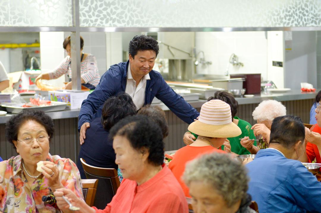 중앙동 초복 닭죽 나눔행사