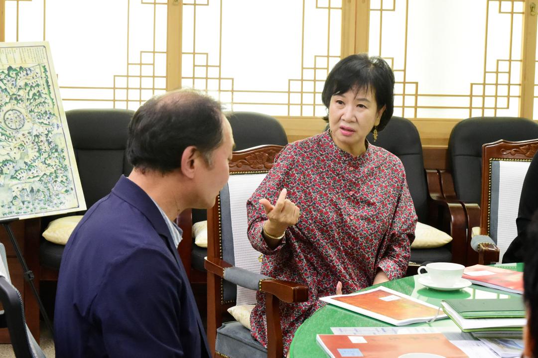 손혜원국회의원 의장실 방문