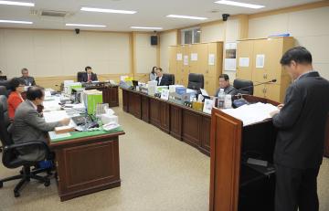 도시건설위원회 회의