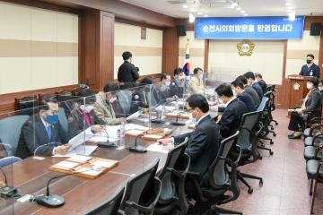 여수시의회 공공기관 유치 특별위원회 방문