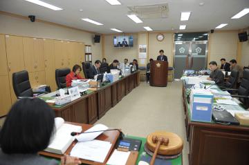 행정자치위원회 회의