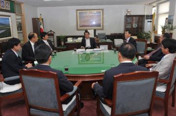 국제라이온스협회 355-B3 전남동부지구 총재단 방문