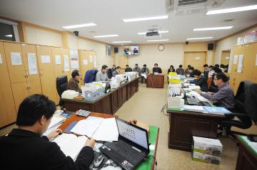 도시건설위원회 행정사무감사 회의