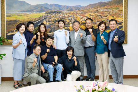 2024_8_12(월)양궁 금매달리스트 남수현 의장실 방문