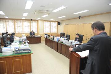 행정자치위원회 회의