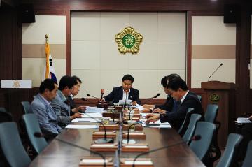 의회운영위원회 회의