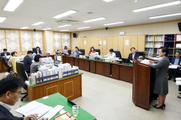 제236회 순천시의회 임시회 행정자치위원회의