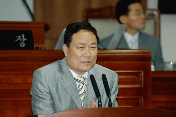 제5대 순천시의회 후기 도시건설위원장에 정영식 위원장 당선