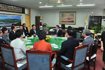 강남구의회 의원 방문