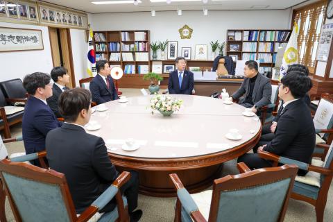 2025_2_17(월)_순천청년회의소 임원진 의장실 면담