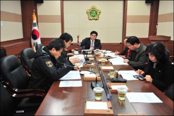 의회운영위원회 회의
