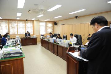 행정자치위원회 회의