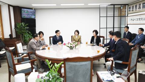 소상공인 진흥공단 관계자 간담회